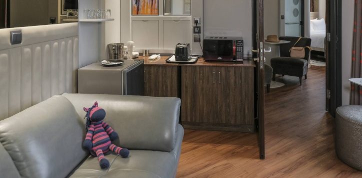 suite-room-ibis-styles-hotel-nairobi-2